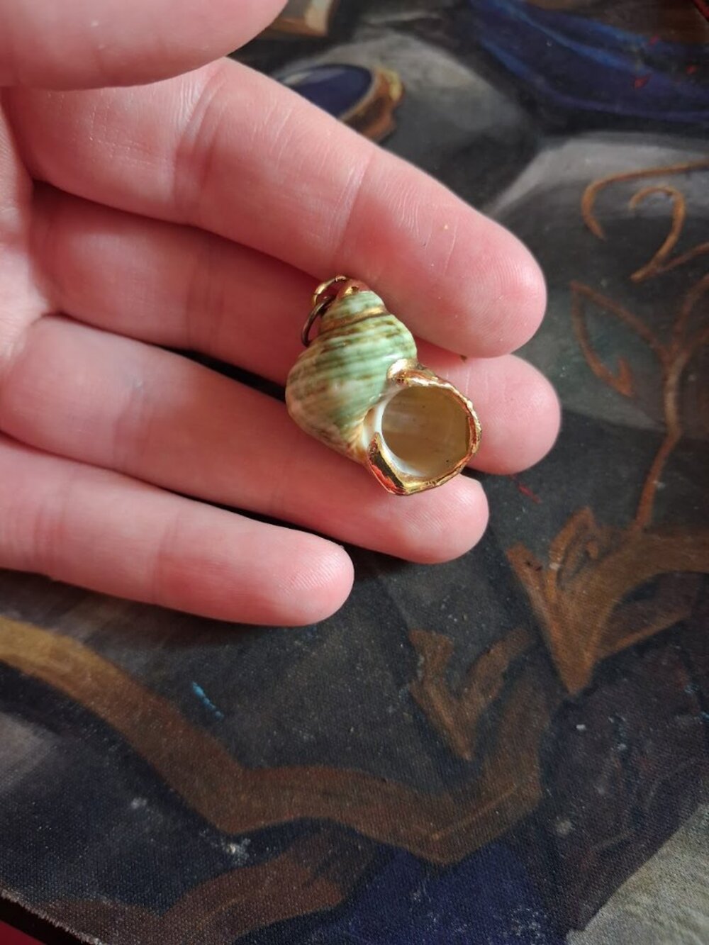 Shell pendant - Picture 3 of 3